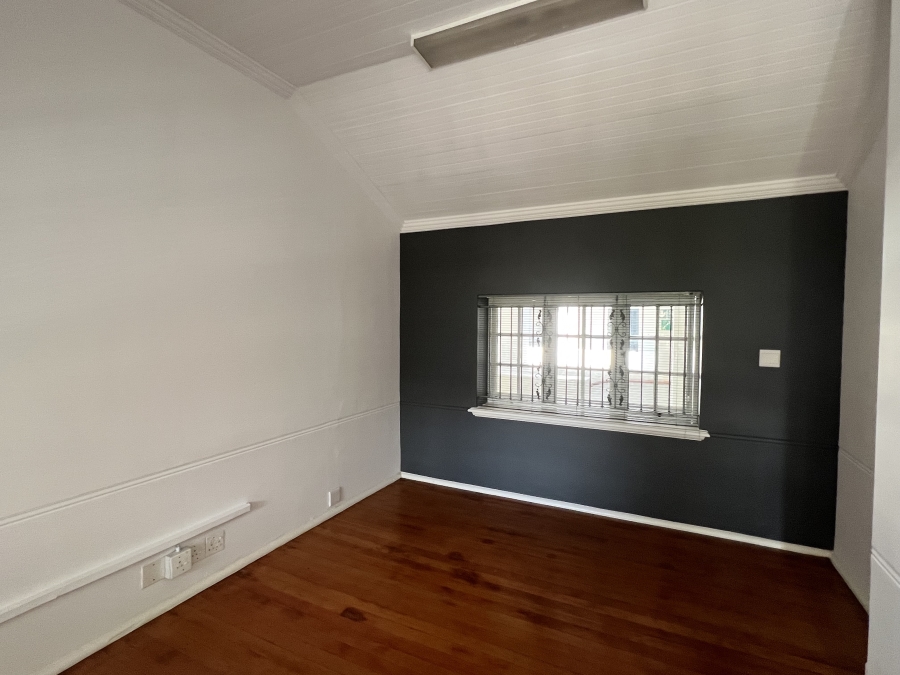 To Let Commercial Property for Rent in Paardevlei Western Cape